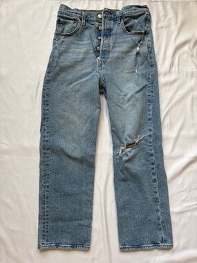 Levi’s Ribcage Light Blue Button-Fly Distressed Straight-Leg Jeans